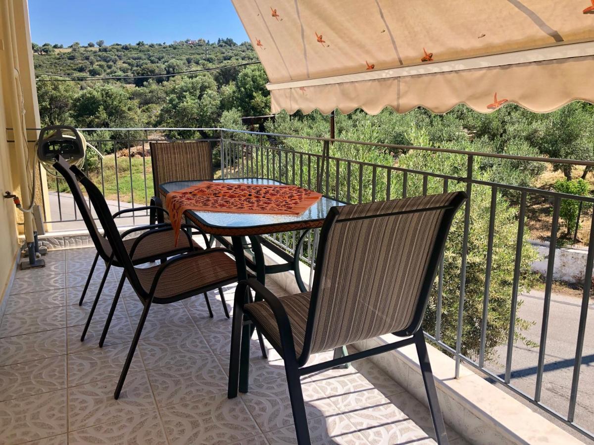 Gerakini 2Br Apt With Shared Pool Extérieur photo
